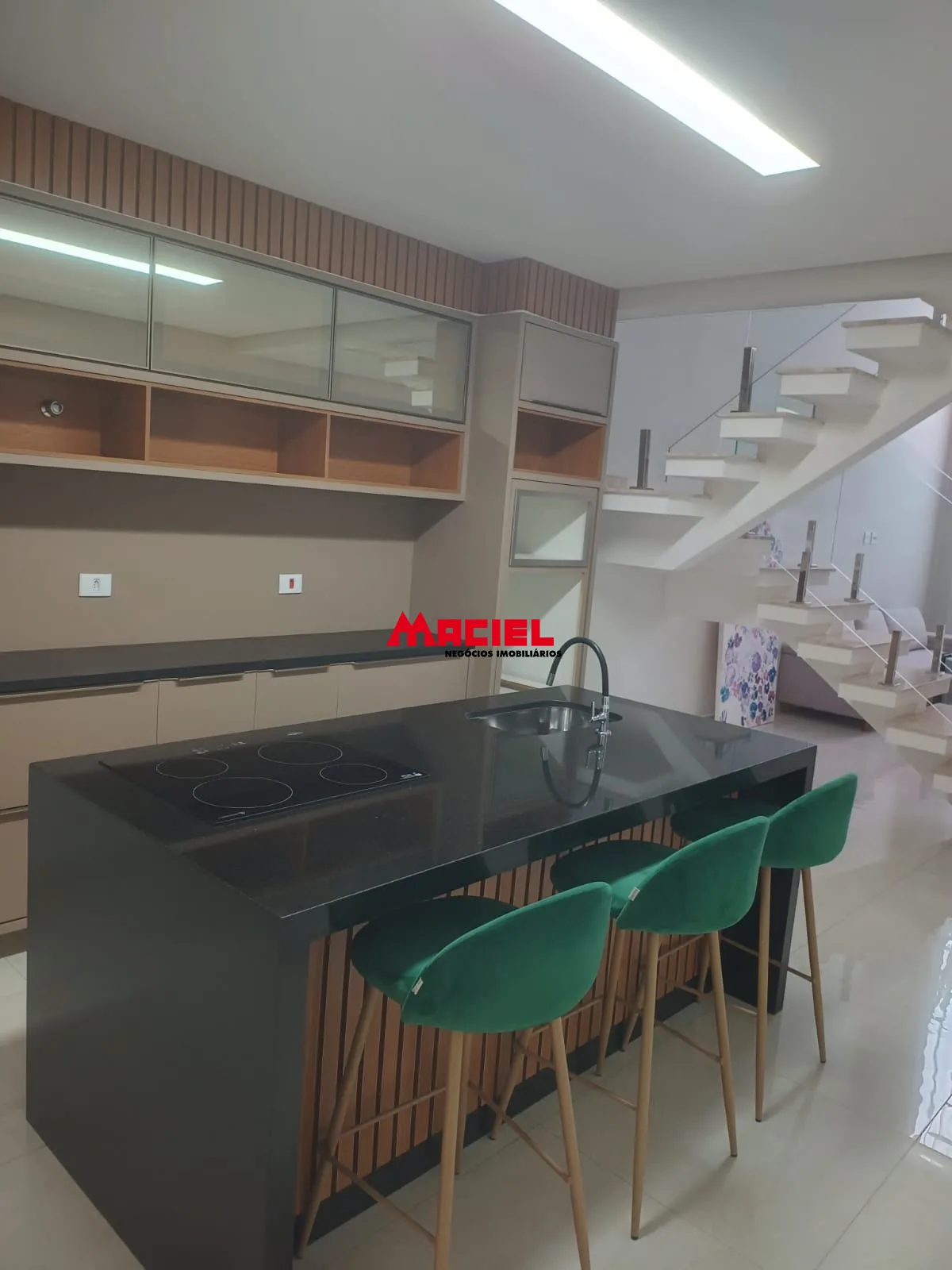 Alugar Casa / Sobrado em Jacare&iacute; R$ 8.500,00 - Foto 6