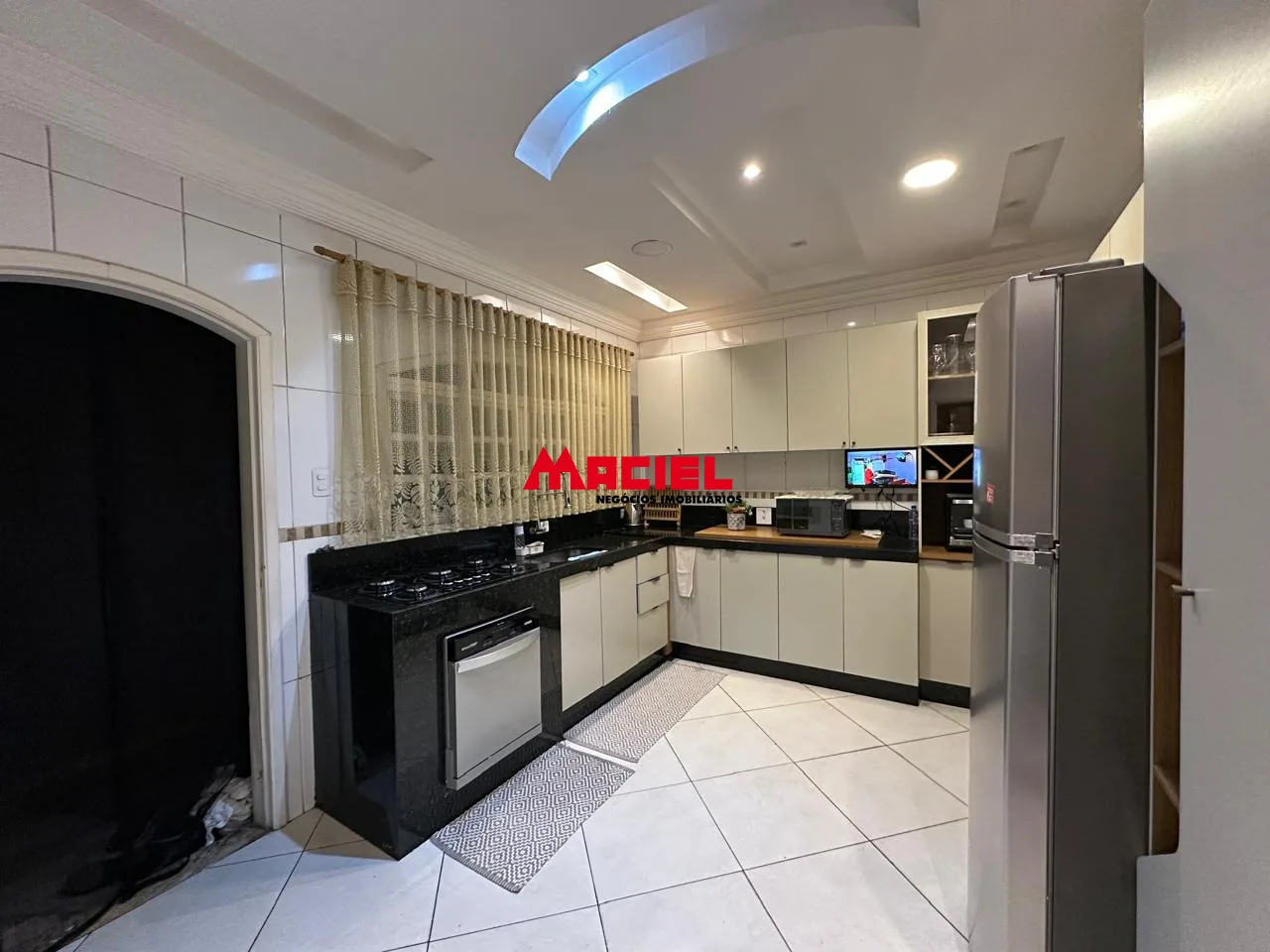 Comprar Casa / Padr&atilde;o em S&atilde;o Jos&eacute; dos Campos R$ 550.000,00 - Foto 2