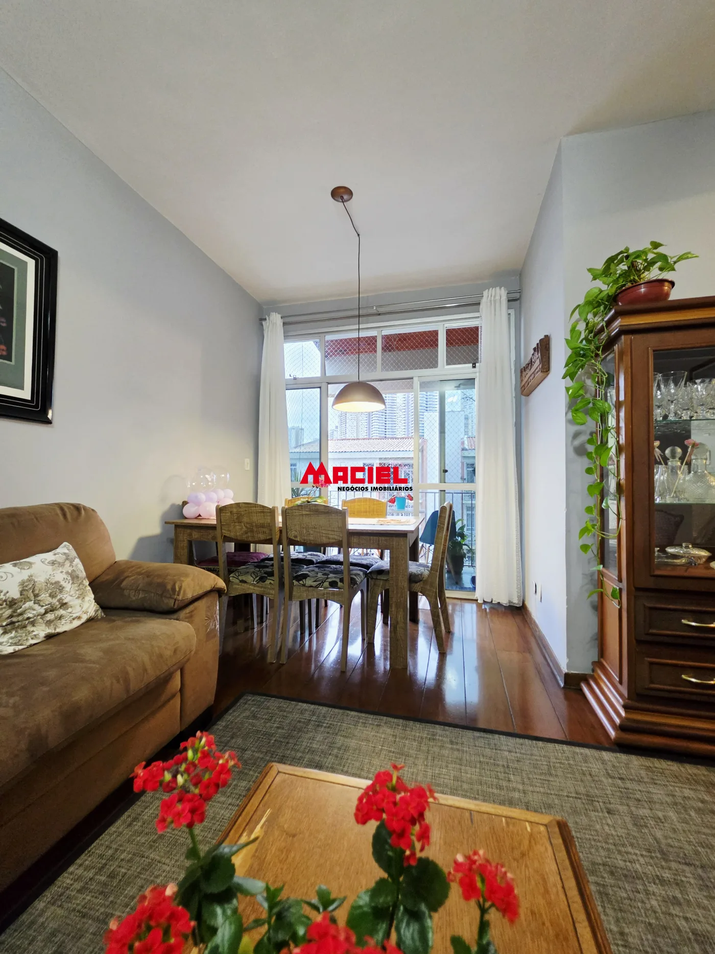 Comprar Apartamento / Padr&atilde;o em S&atilde;o Jos&eacute; dos Campos R$ 700.000,00 - Foto 2