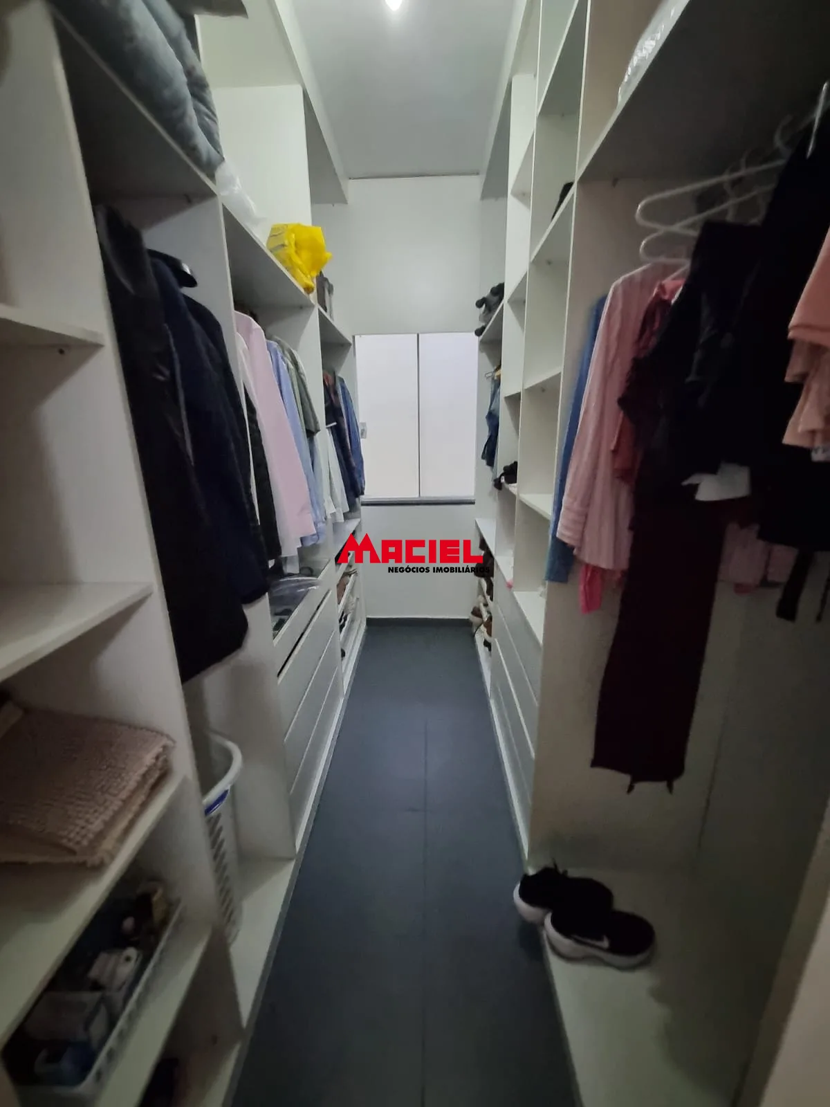 Comprar Casa / Padr&atilde;o em Taubat&eacute; R$ 550.000,00 - Foto 10
