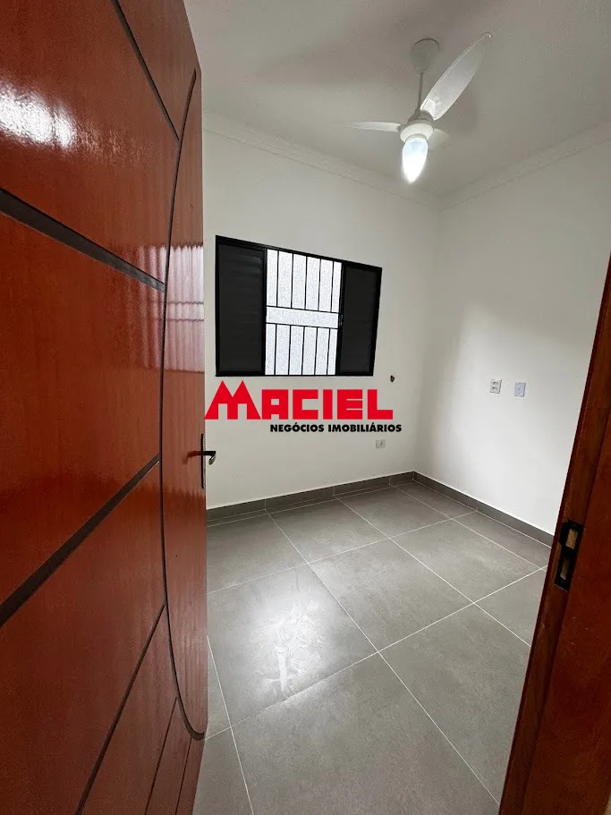 Comprar Casa / Padr&atilde;o em S&atilde;o Jos&eacute; dos Campos R$ 490.000,00 - Foto 6