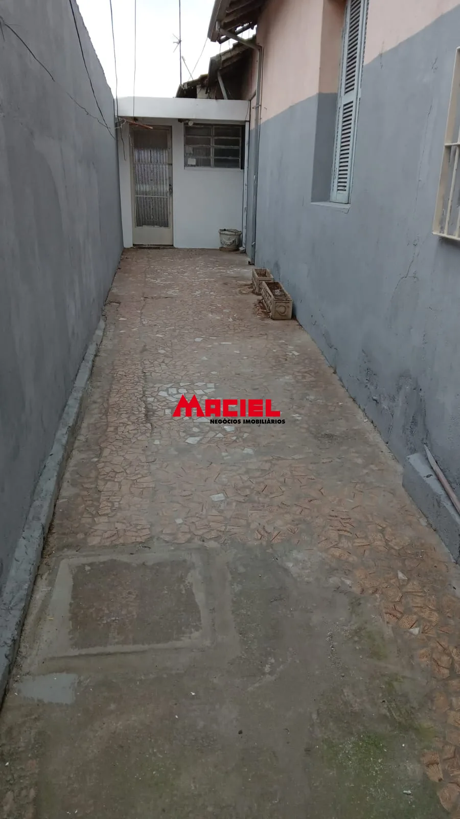Alugar Casa / Padr&atilde;o em S&atilde;o Jos&eacute; dos Campos R$ 1.600,00 - Foto 3