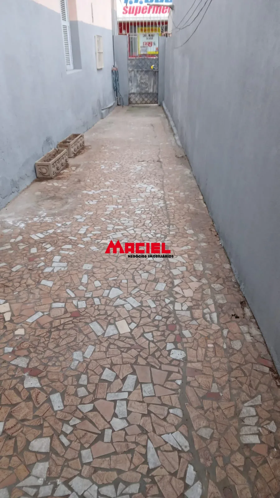 Alugar Casa / Padr&atilde;o em S&atilde;o Jos&eacute; dos Campos R$ 1.600,00 - Foto 5