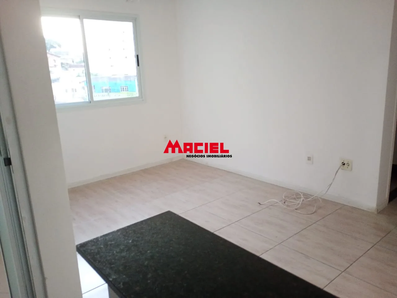 Alugar Apartamento / Padr&atilde;o em S&atilde;o Jos&eacute; dos Campos R$ 1.800,00 - Foto 3