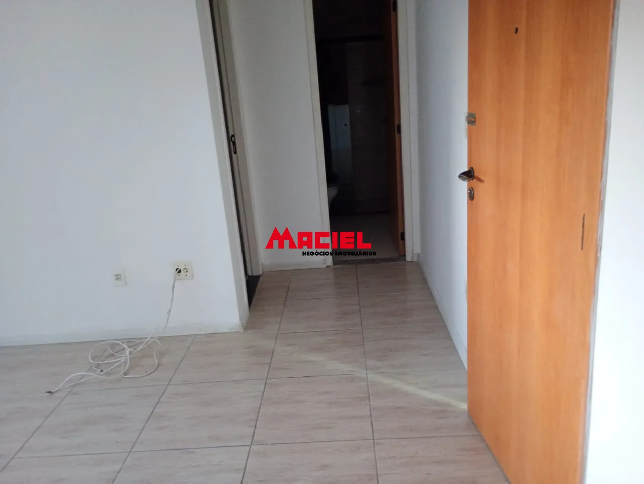 Alugar Apartamento / Padr&atilde;o em S&atilde;o Jos&eacute; dos Campos R$ 1.800,00 - Foto 7