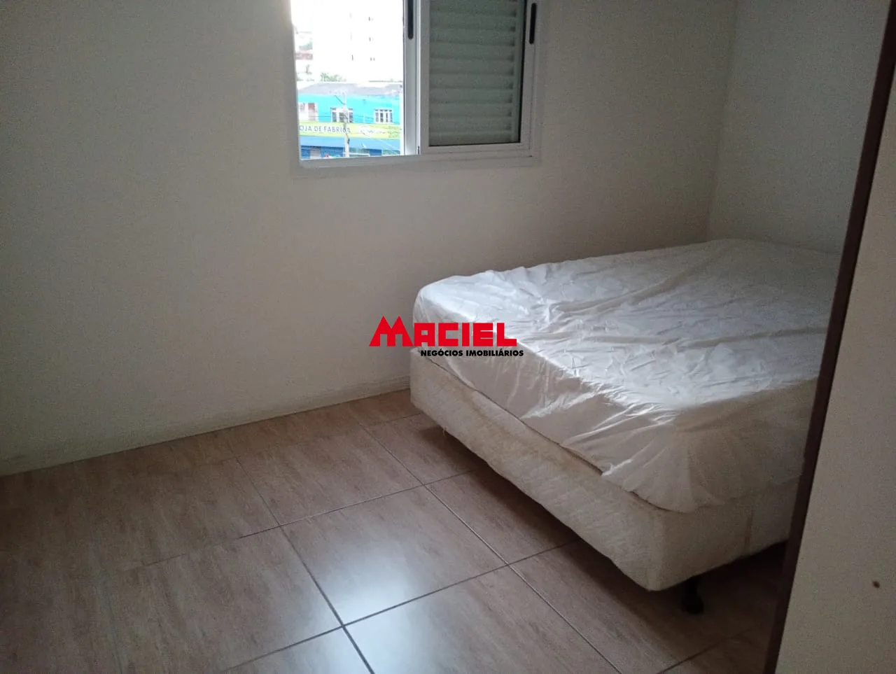Alugar Apartamento / Padr&atilde;o em S&atilde;o Jos&eacute; dos Campos R$ 1.800,00 - Foto 10