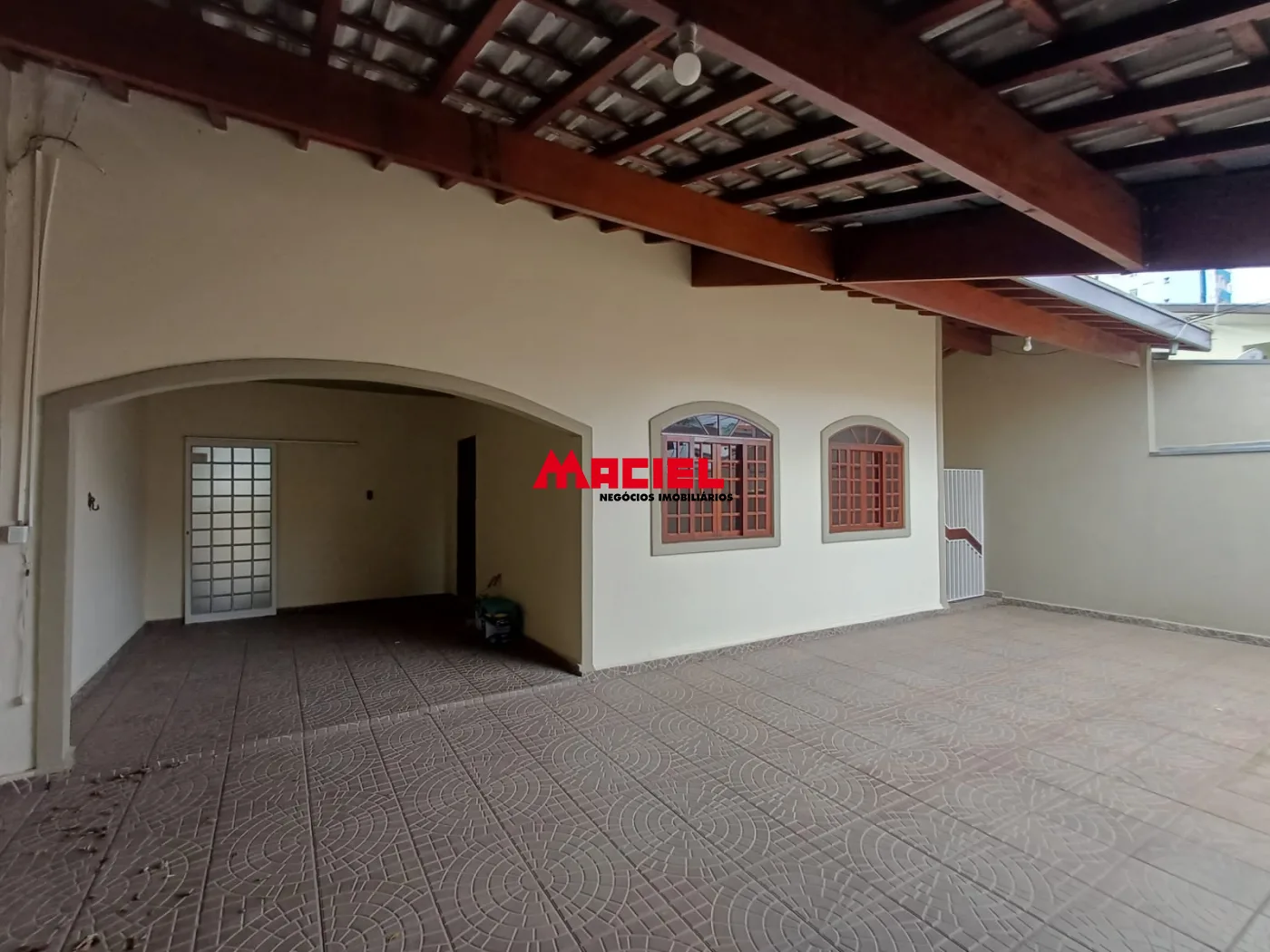 Comprar Casa / Padr&atilde;o em S&atilde;o Jos&eacute; dos Campos R$ 750.000,00 - Foto 3