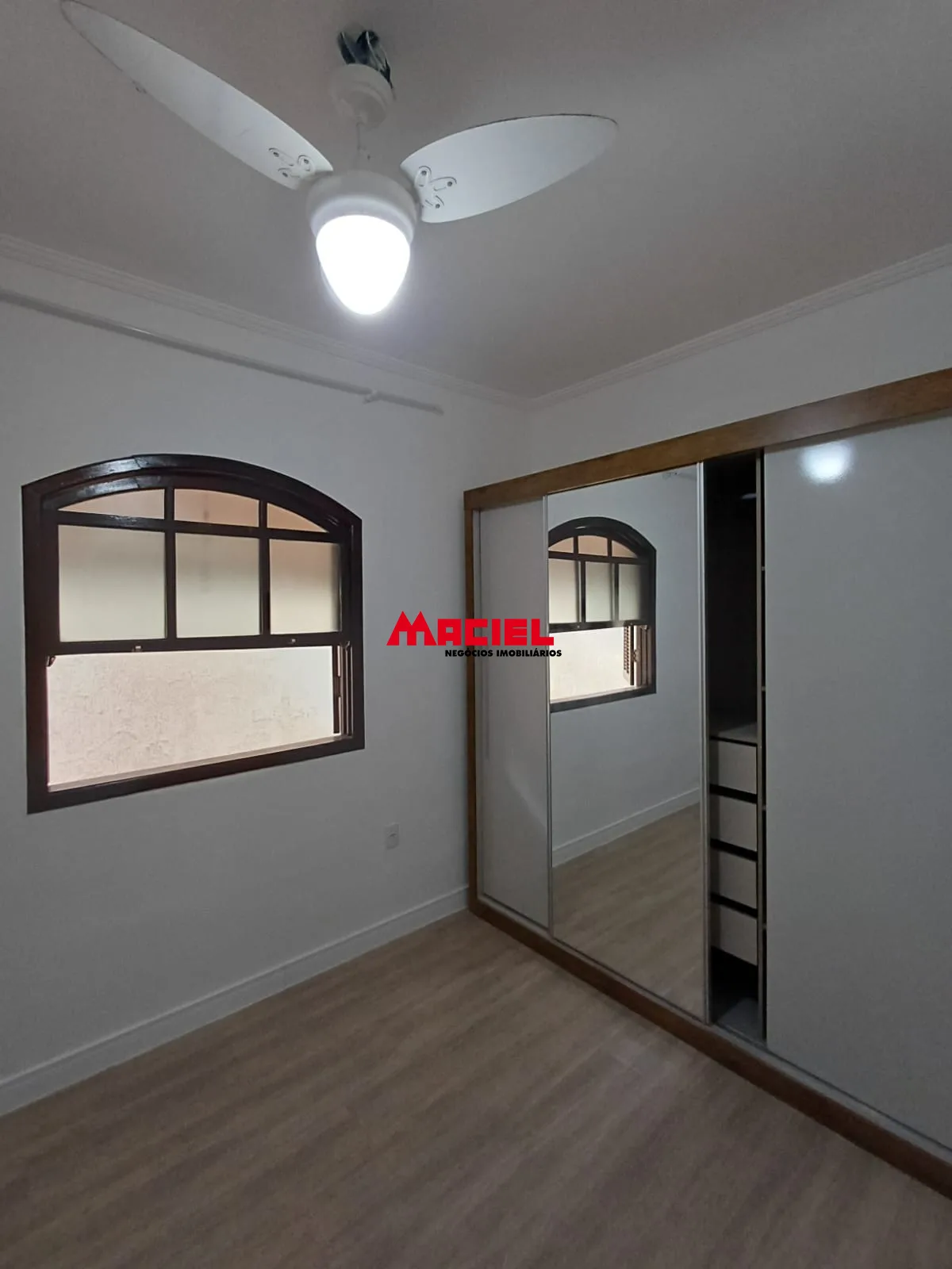 Comprar Casa / Padr&atilde;o em S&atilde;o Jos&eacute; dos Campos R$ 750.000,00 - Foto 27