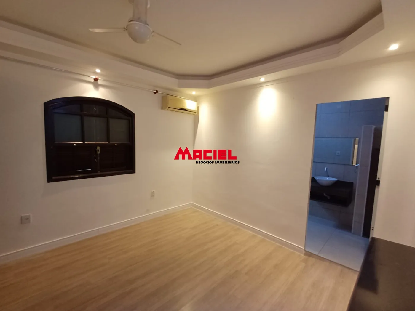 Comprar Casa / Padr&atilde;o em S&atilde;o Jos&eacute; dos Campos R$ 750.000,00 - Foto 18