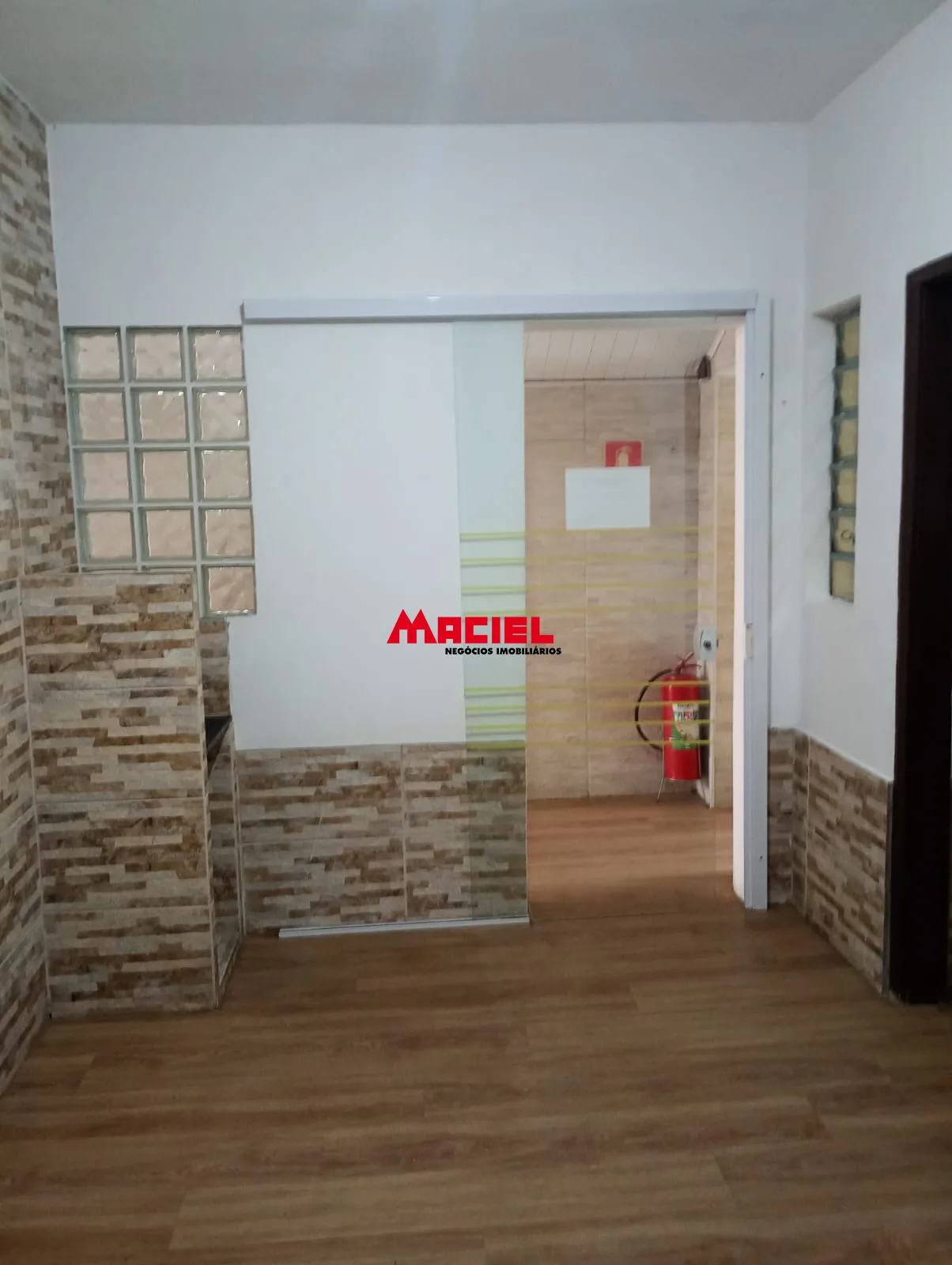 Comprar Comercial / Ponto Comercial em S&atilde;o Jos&eacute; dos Campos R$ 680.000,00 - Foto 17