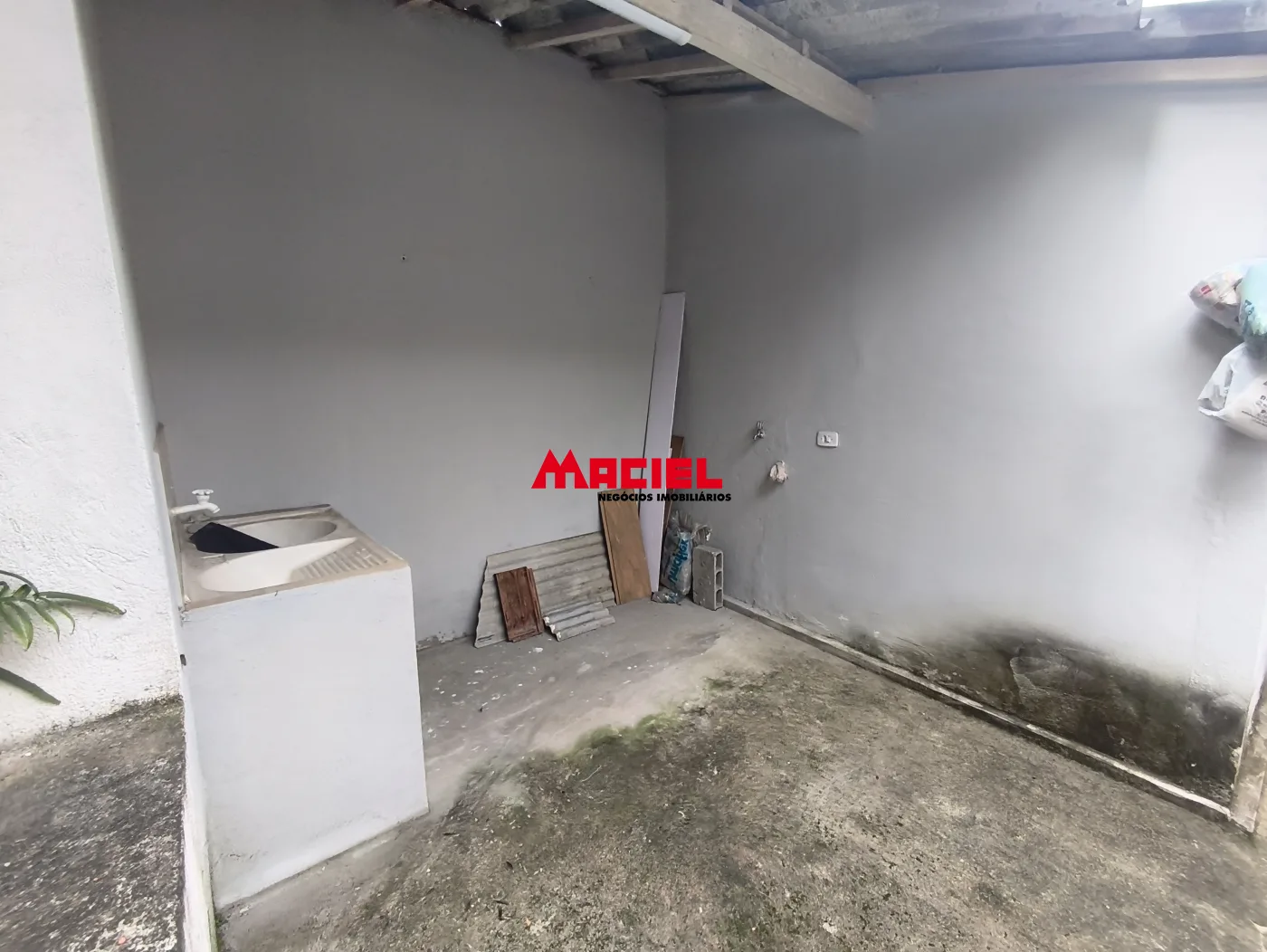 Comprar Casa / Padr&atilde;o em S&atilde;o Jos&eacute; dos Campos R$ 250.000,00 - Foto 8