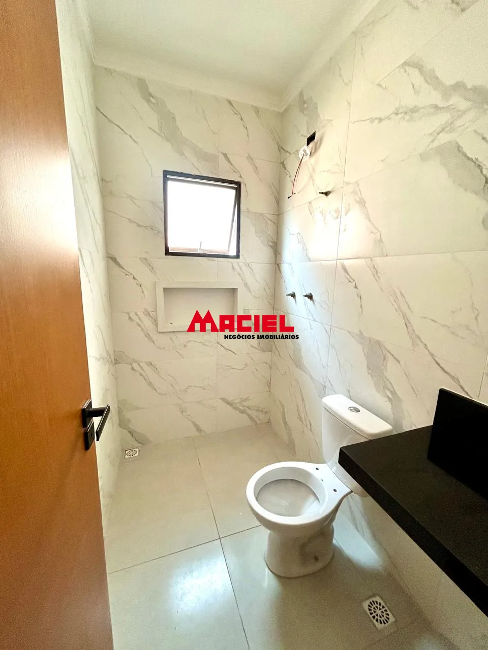 Comprar Casa / Sobrado em S&atilde;o Jos&eacute; dos Campos R$ 850.000,00 - Foto 3