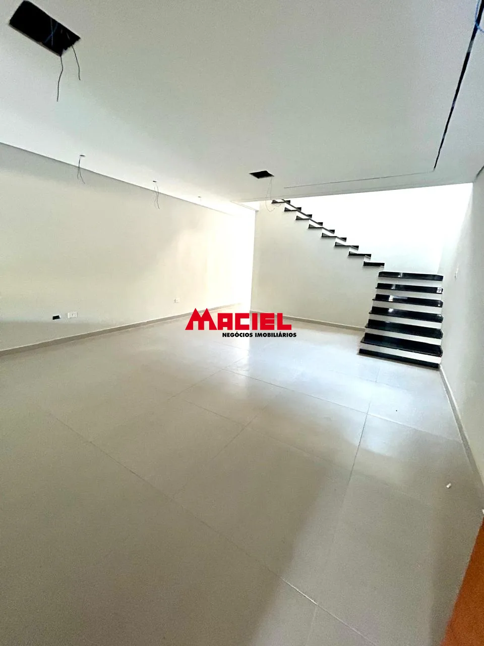 Comprar Casa / Sobrado em S&atilde;o Jos&eacute; dos Campos R$ 850.000,00 - Foto 7