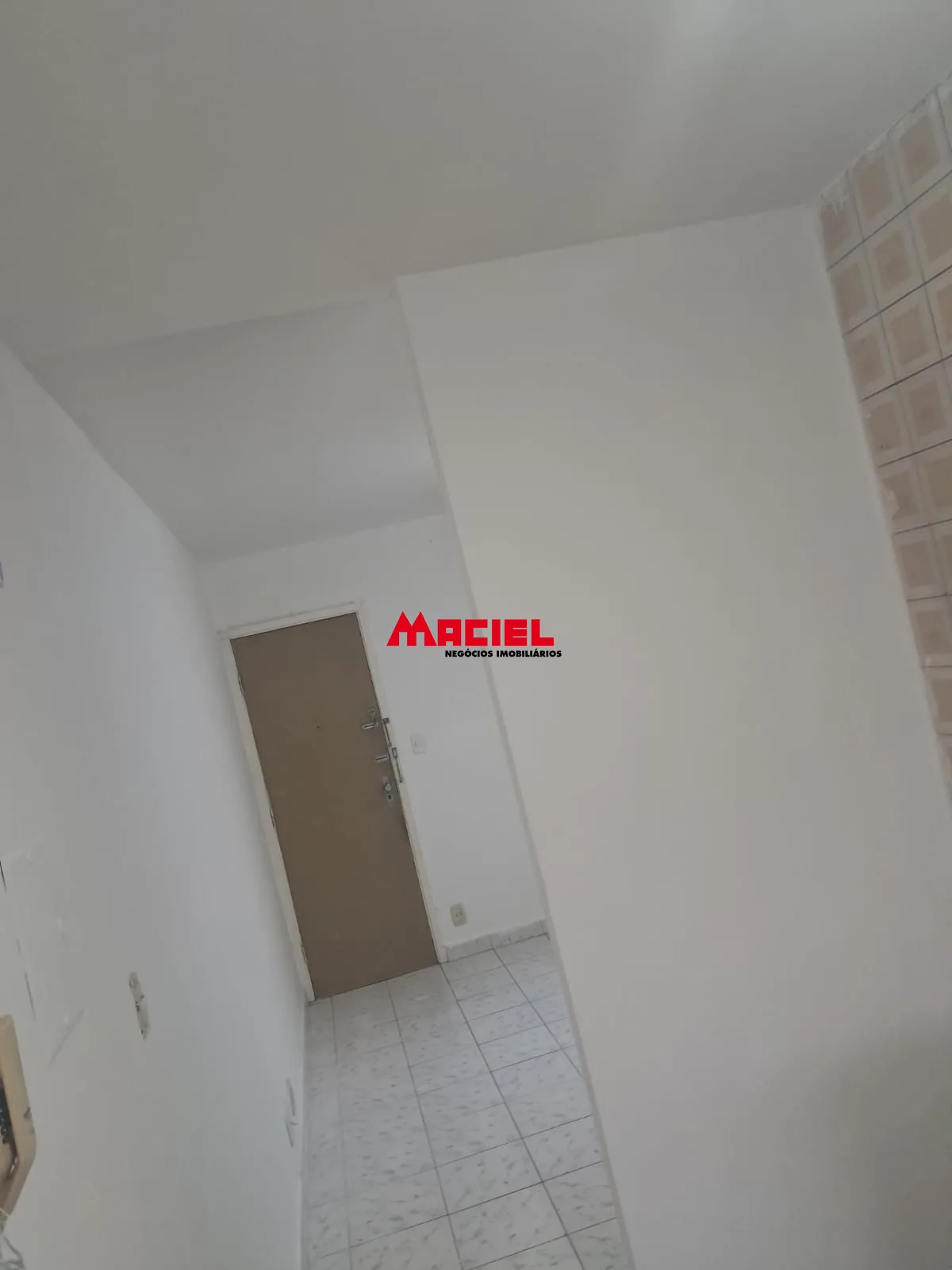 Alugar Apartamento / Padr&atilde;o em S&atilde;o Jos&eacute; dos Campos R$ 2.200,00 - Foto 1