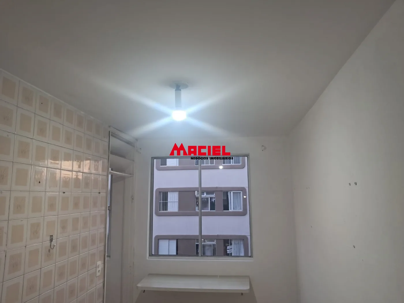 Alugar Apartamento / Padr&atilde;o em S&atilde;o Jos&eacute; dos Campos R$ 2.200,00 - Foto 8