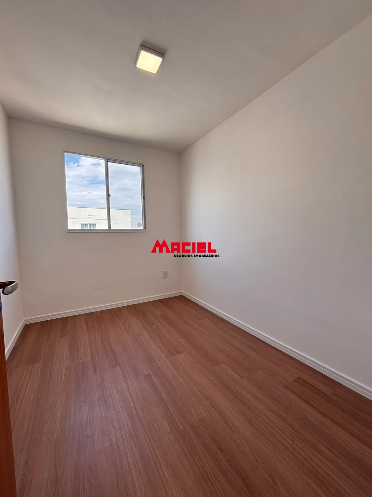 Comprar Apartamento / Padr&atilde;o em S&atilde;o Jos&eacute; dos Campos R$ 320.000,00 - Foto 2
