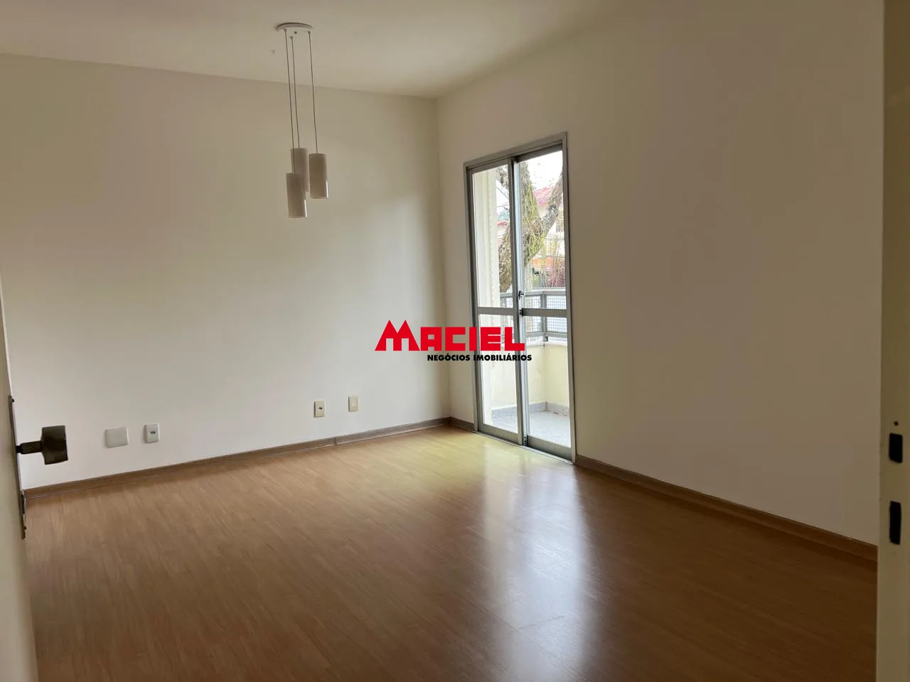 Comprar Apartamento / Padr&atilde;o em S&atilde;o Jos&eacute; dos Campos R$ 350.000,00 - Foto 11