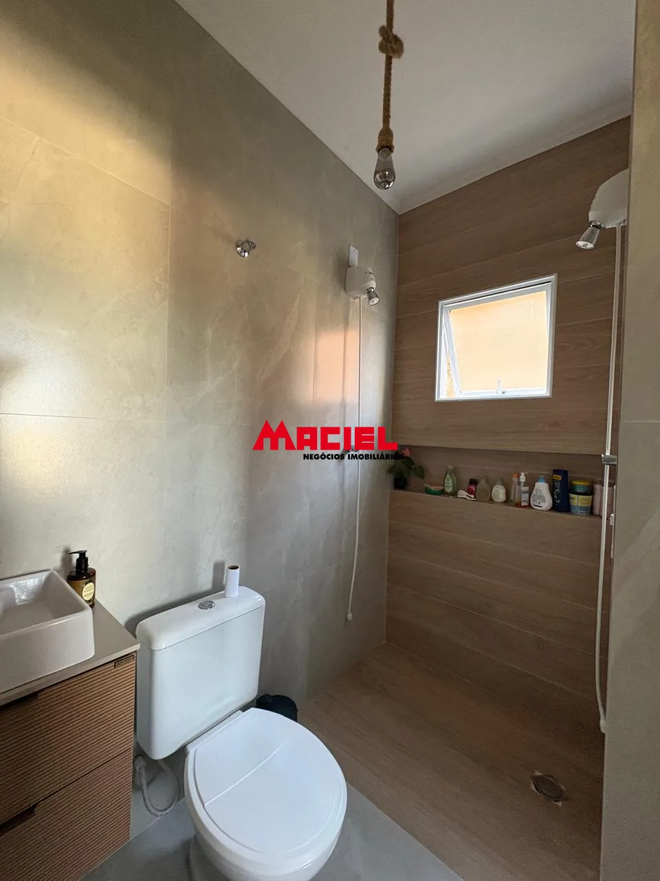 Comprar Casa / Sobrado em S&atilde;o Jos&eacute; dos Campos R$ 586.000,00 - Foto 12