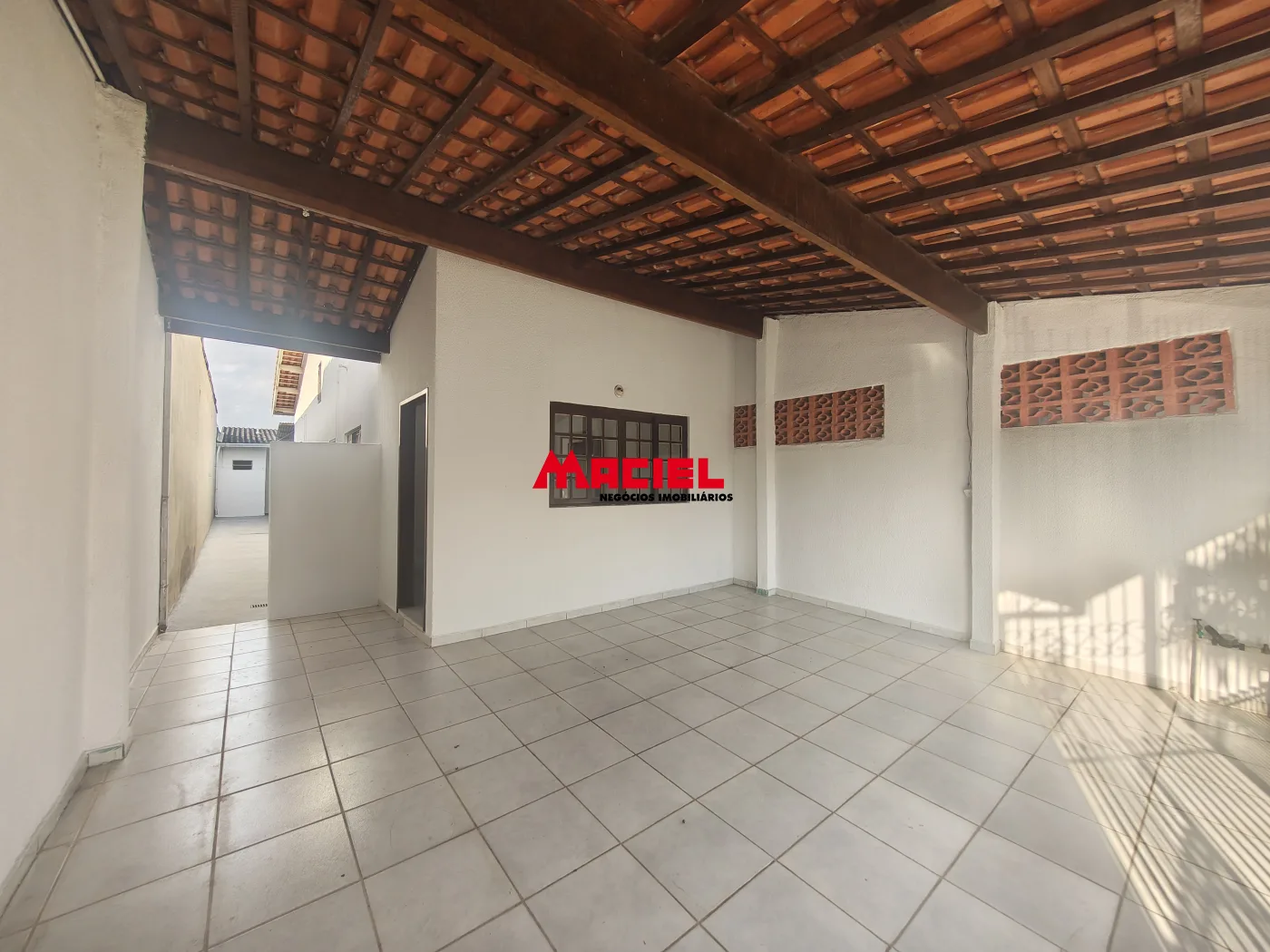 Comprar Casa / Padr&atilde;o em S&atilde;o Jos&eacute; dos Campos R$ 350.000,00 - Foto 1