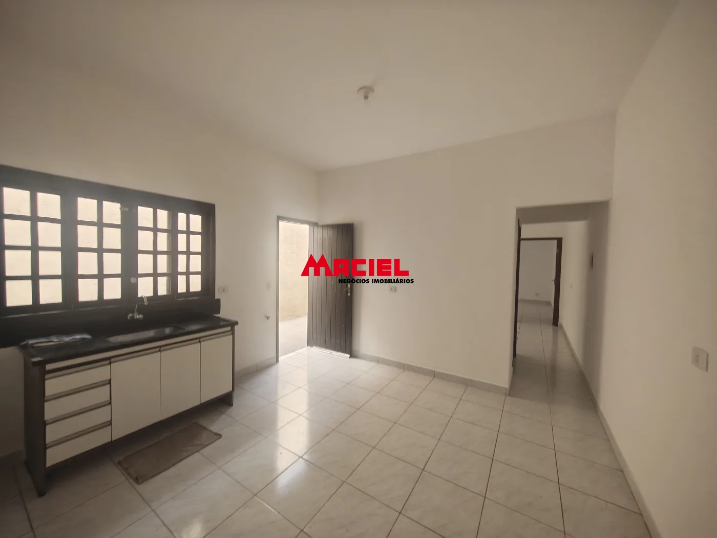 Comprar Casa / Padr&atilde;o em S&atilde;o Jos&eacute; dos Campos R$ 350.000,00 - Foto 2