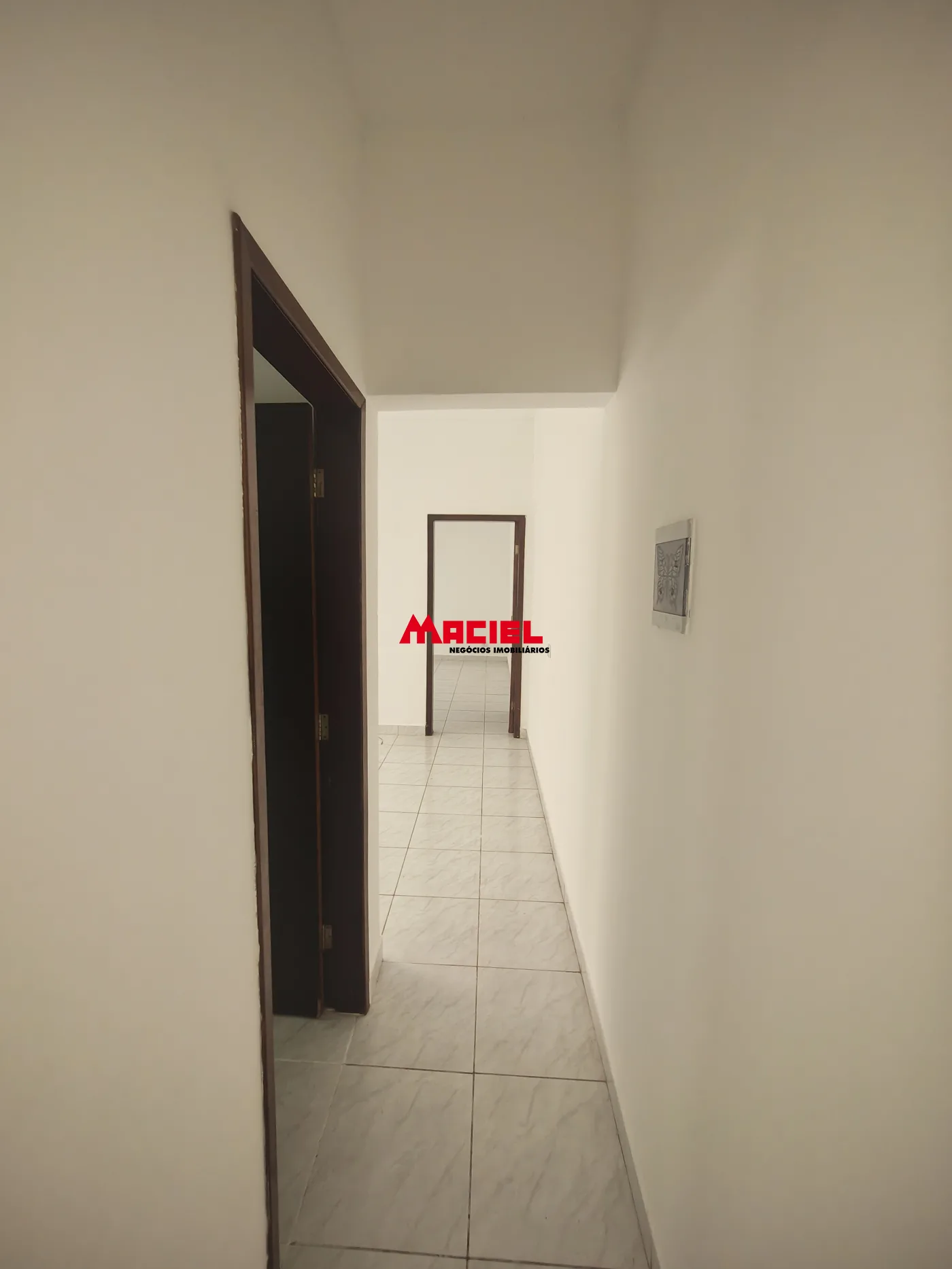 Comprar Casa / Padr&atilde;o em S&atilde;o Jos&eacute; dos Campos R$ 350.000,00 - Foto 4