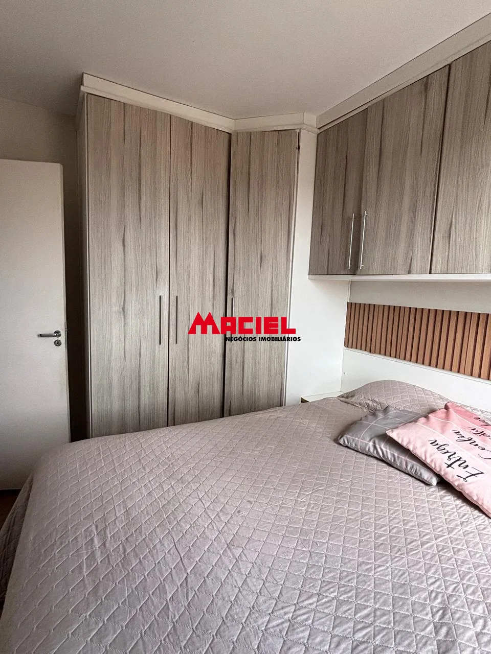 Comprar Apartamento / Padr&atilde;o em S&atilde;o Jos&eacute; dos Campos R$ 299.000,00 - Foto 4