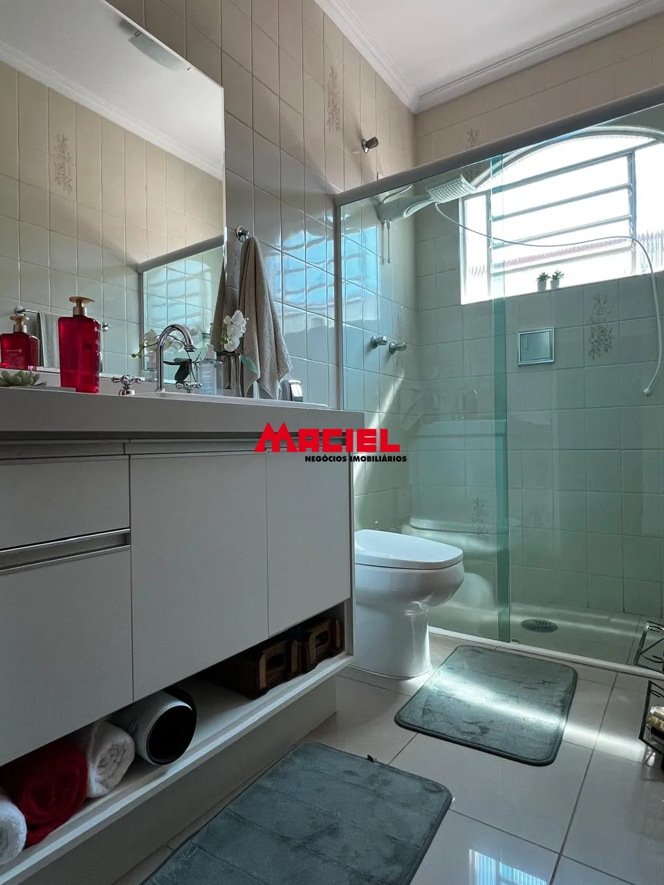 Comprar Casa / Padr&atilde;o em S&atilde;o Jos&eacute; dos Campos R$ 1.000.000,00 - Foto 17