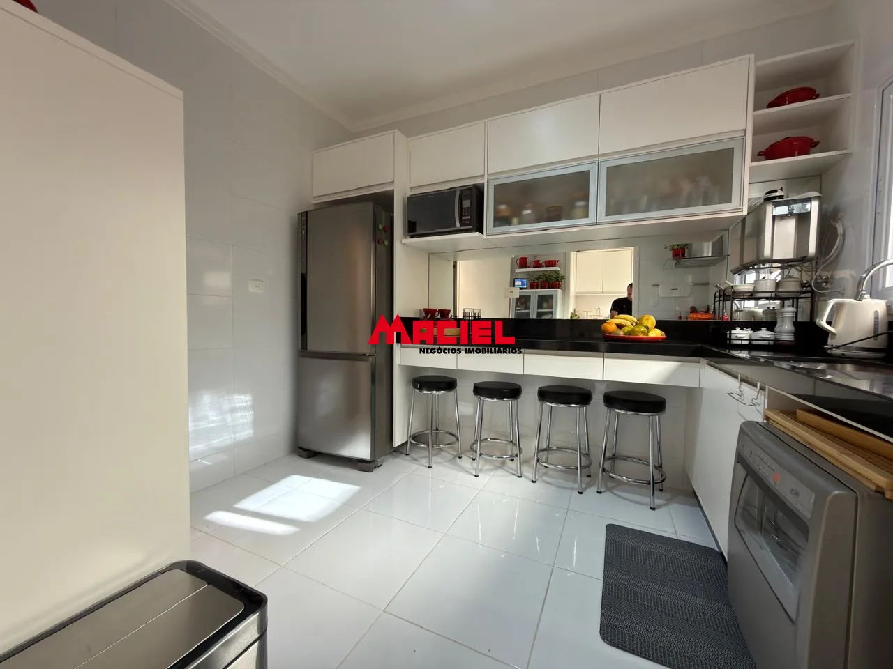 Comprar Casa / Condom&iacute;nio em S&atilde;o Jos&eacute; dos Campos R$ 1.550.000,00 - Foto 11
