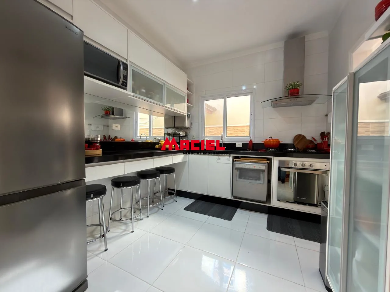 Comprar Casa / Condom&iacute;nio em S&atilde;o Jos&eacute; dos Campos R$ 1.550.000,00 - Foto 10