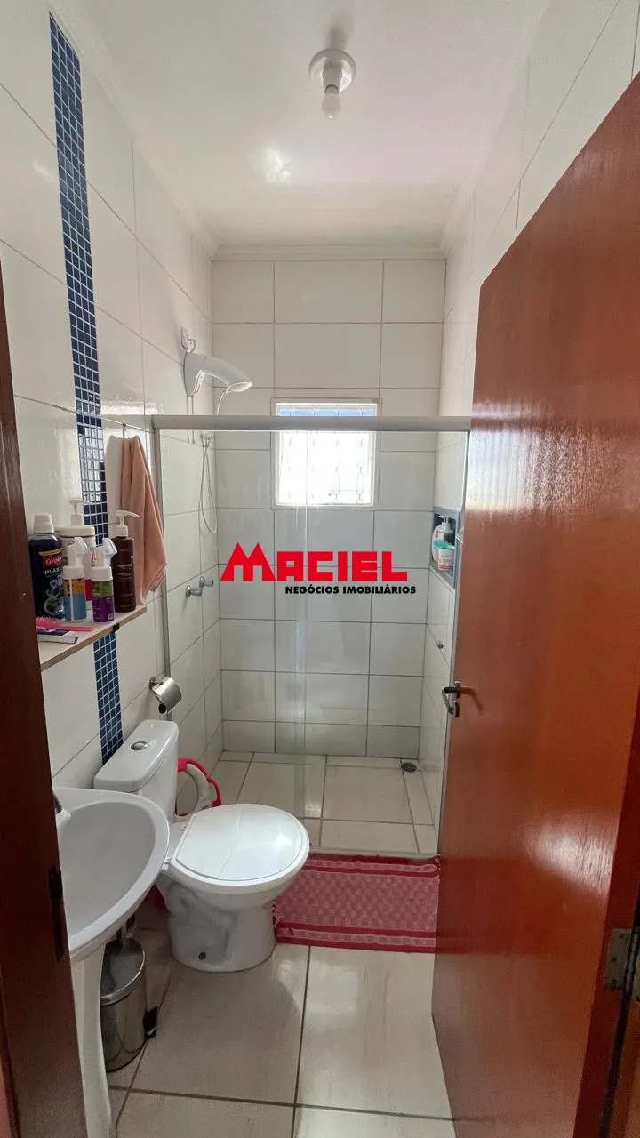 Comprar Casa / Padr&atilde;o em S&atilde;o Jos&eacute; dos Campos R$ 450.000,00 - Foto 8