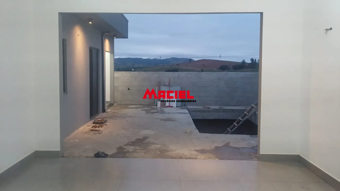 Comprar Casa / Padr&atilde;o em Ca&ccedil;apava R$ 550.000,00 - Foto 12