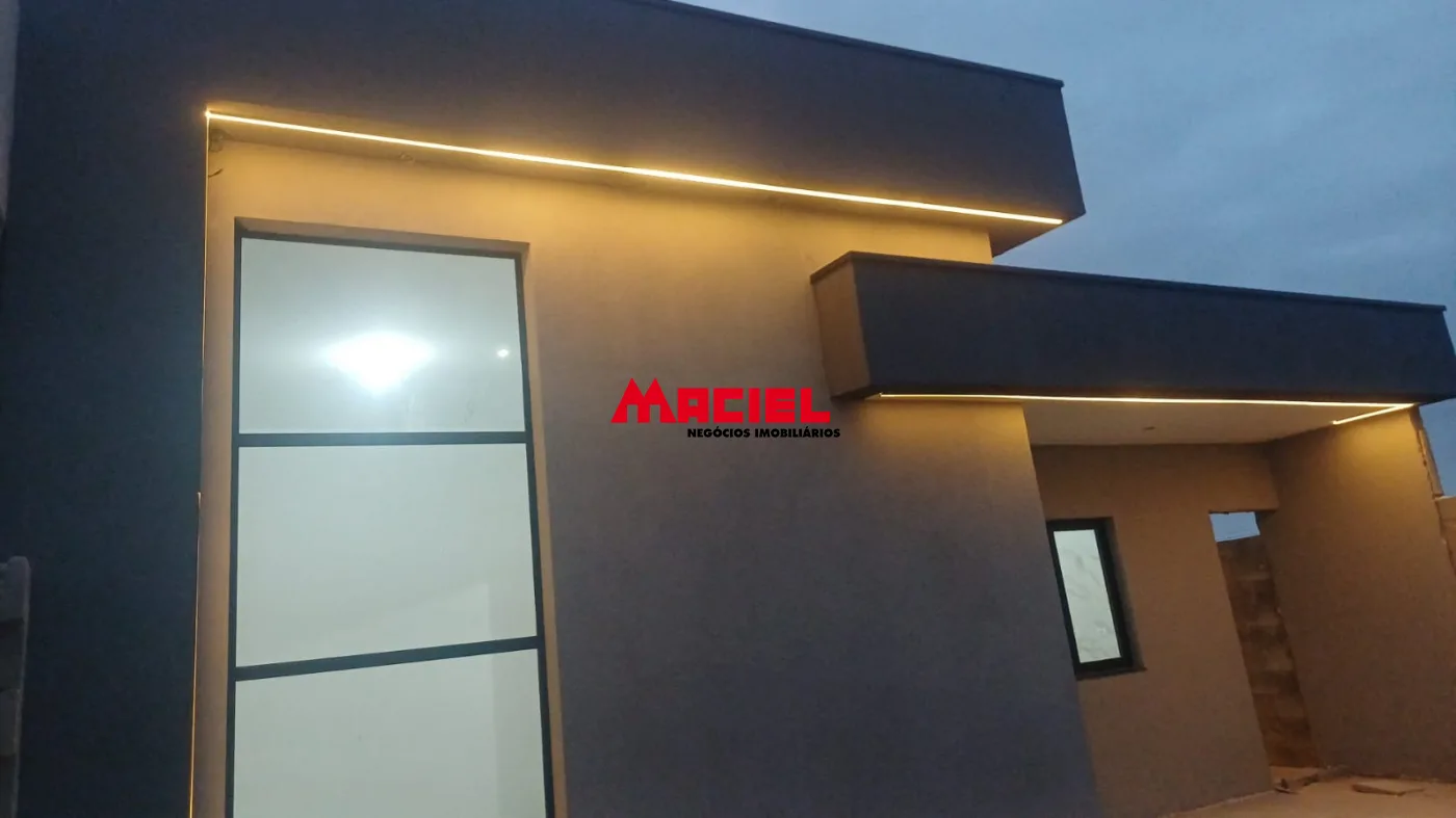 Comprar Casa / Padr&atilde;o em Ca&ccedil;apava R$ 550.000,00 - Foto 4