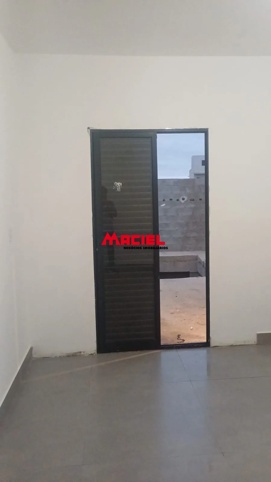 Comprar Casa / Padr&atilde;o em Ca&ccedil;apava R$ 550.000,00 - Foto 18