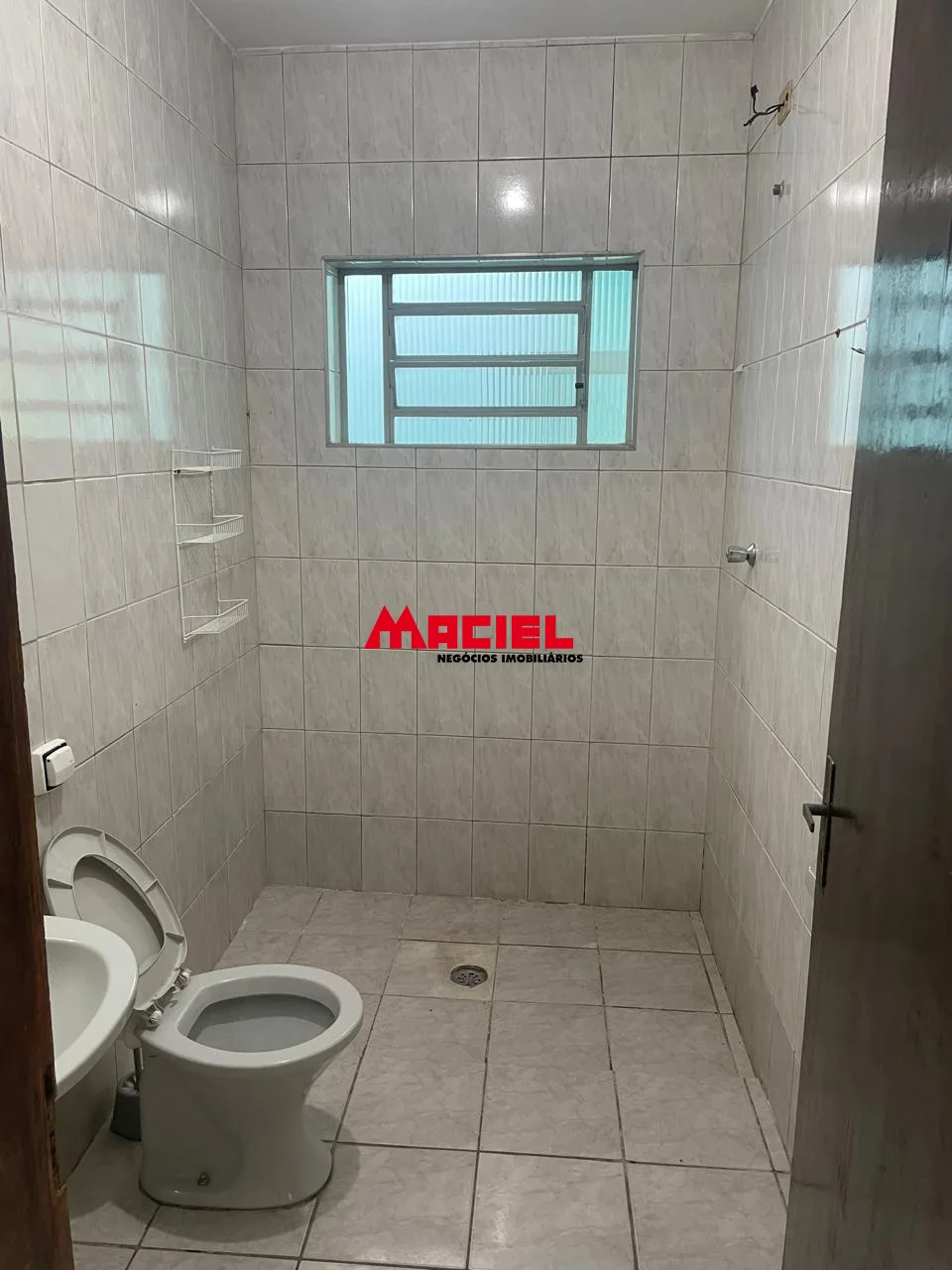 Alugar Casa / Padr&atilde;o em S&atilde;o Jos&eacute; dos Campos R$ 2.500,00 - Foto 9