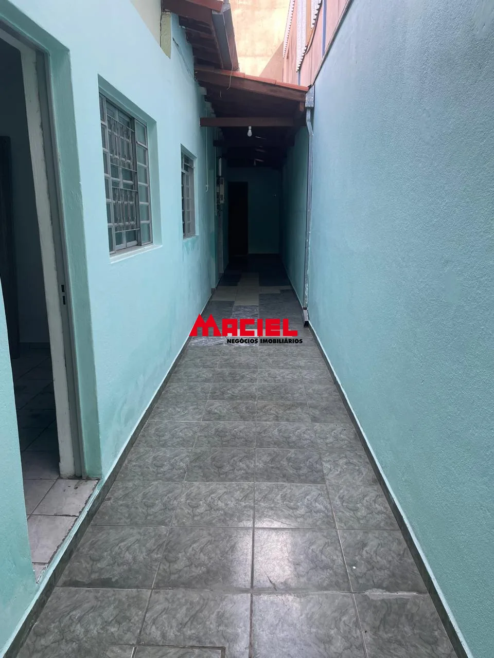 Alugar Casa / Padr&atilde;o em S&atilde;o Jos&eacute; dos Campos R$ 2.500,00 - Foto 12