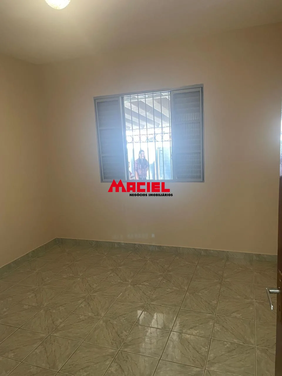 Alugar Casa / Padr&atilde;o em S&atilde;o Jos&eacute; dos Campos R$ 2.500,00 - Foto 9