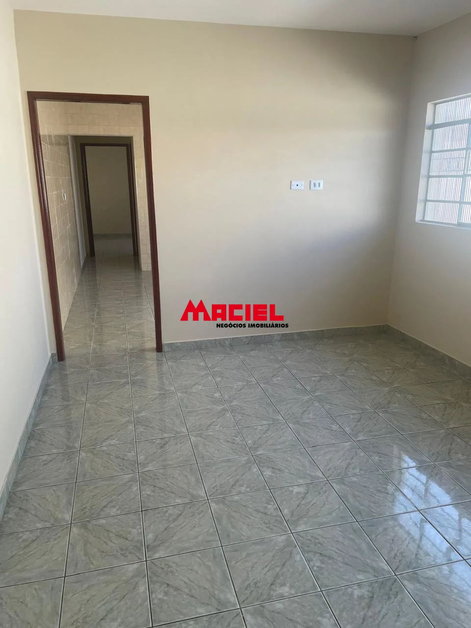Alugar Casa / Padr&atilde;o em S&atilde;o Jos&eacute; dos Campos R$ 2.500,00 - Foto 11
