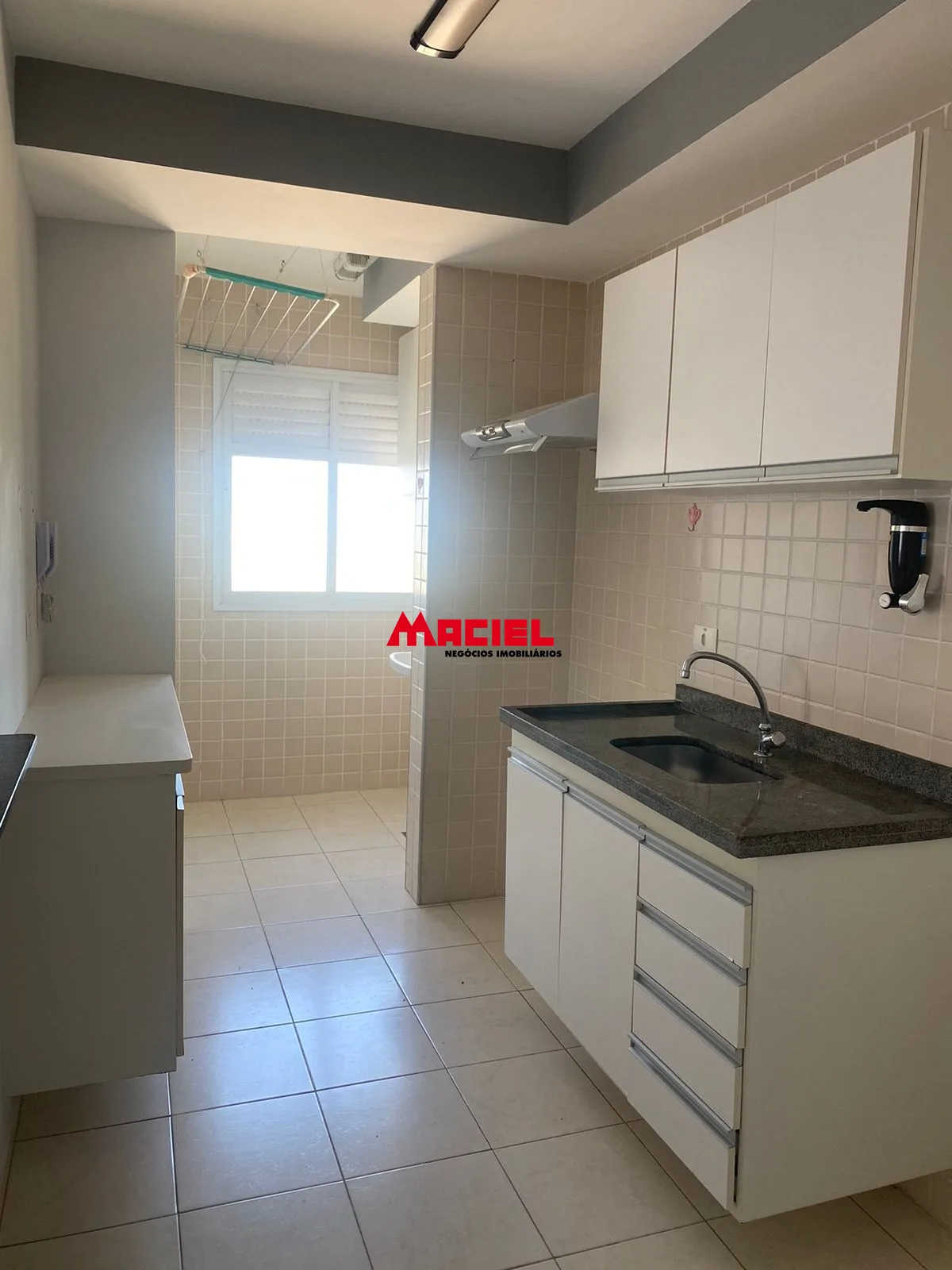Alugar Apartamento / Padr&atilde;o em S&atilde;o Jos&eacute; dos Campos R$ 2.500,00 - Foto 19