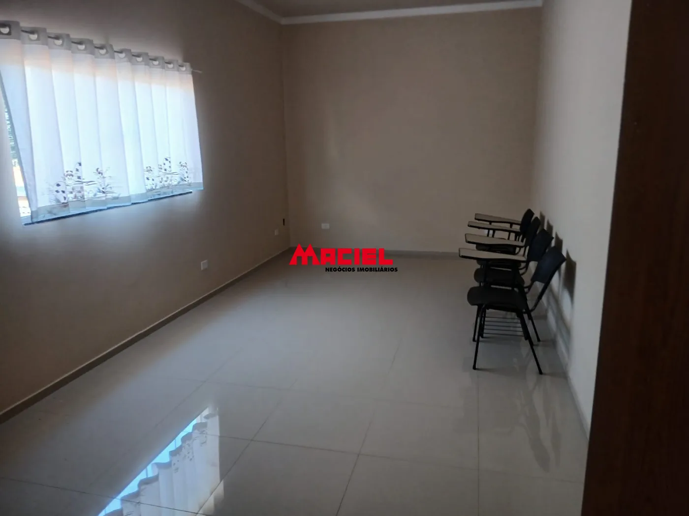 Alugar Comercial / Ponto Comercial em S&atilde;o Jos&eacute; dos Campos R$ 6.700,00 - Foto 7