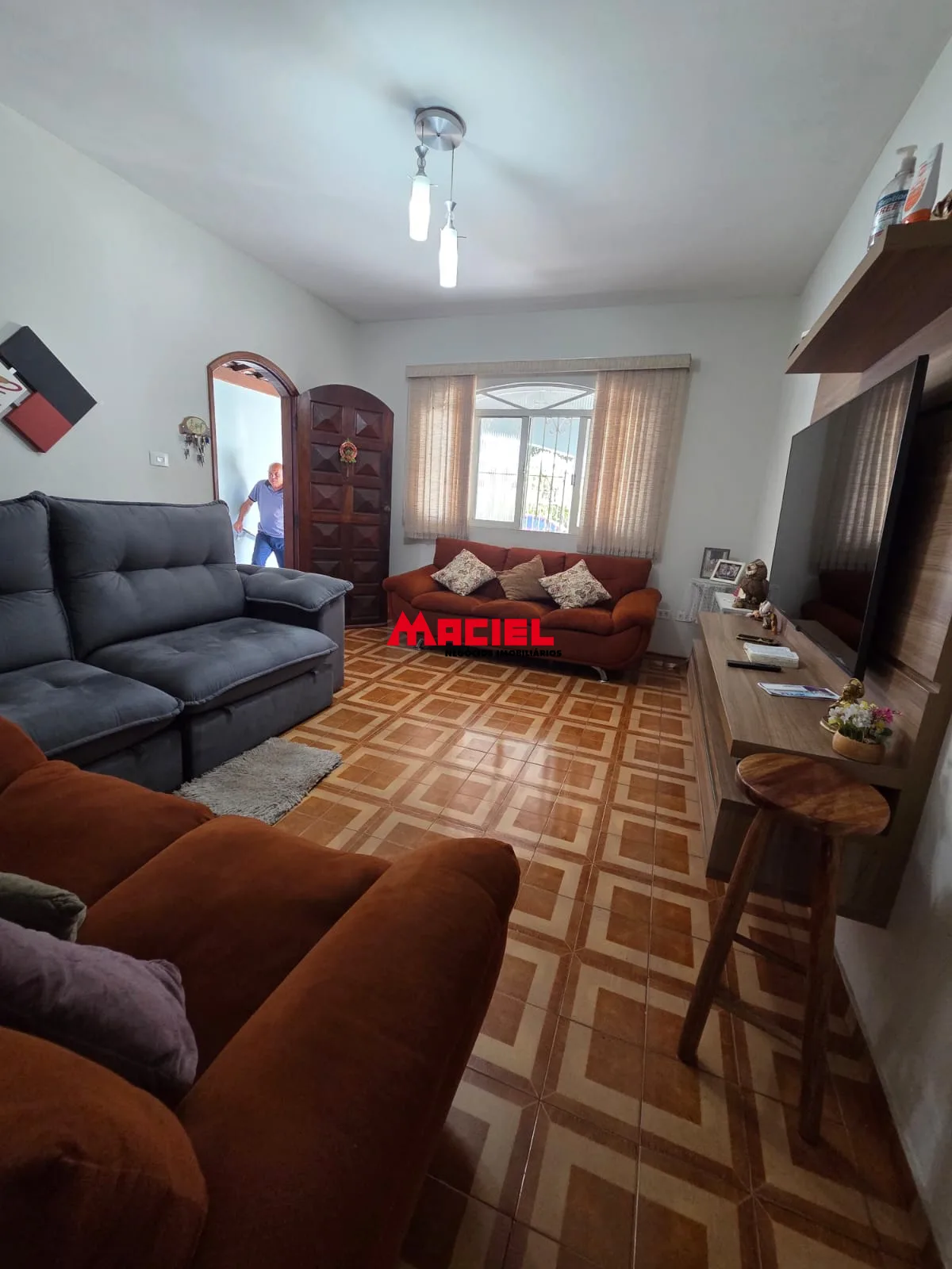 Comprar Casa / Padr&atilde;o em S&atilde;o Jos&eacute; dos Campos R$ 990.000,00 - Foto 1