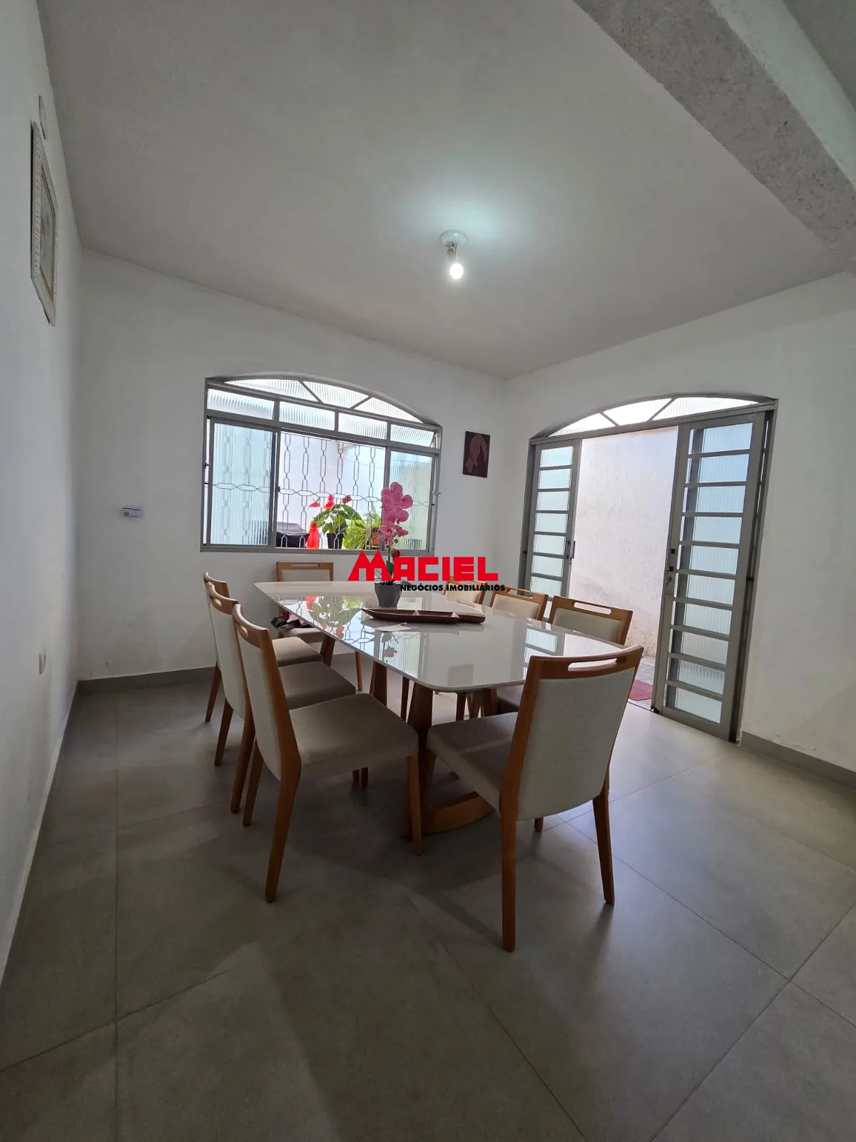 Comprar Casa / Padr&atilde;o em S&atilde;o Jos&eacute; dos Campos R$ 990.000,00 - Foto 3