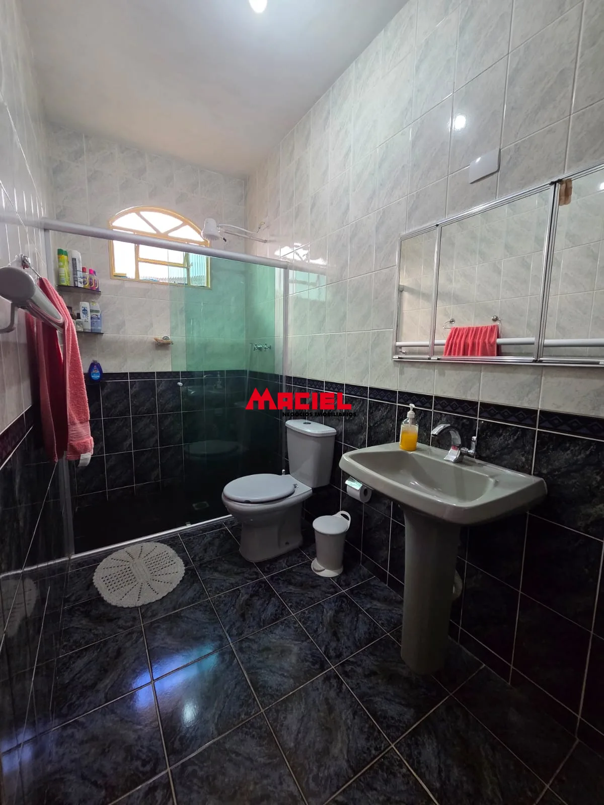 Comprar Casa / Padr&atilde;o em S&atilde;o Jos&eacute; dos Campos R$ 990.000,00 - Foto 10