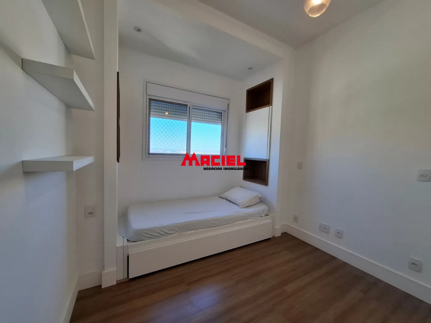 Alugar Apartamento / Cobertura em S&atilde;o Jos&eacute; dos Campos R$ 15.000,00 - Foto 7