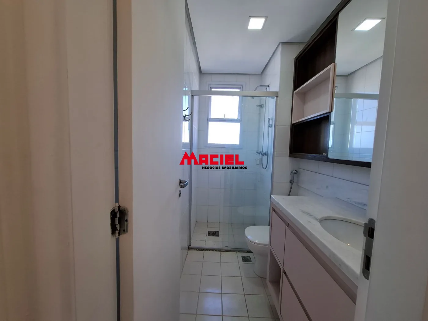 Alugar Apartamento / Cobertura em S&atilde;o Jos&eacute; dos Campos R$ 15.000,00 - Foto 9