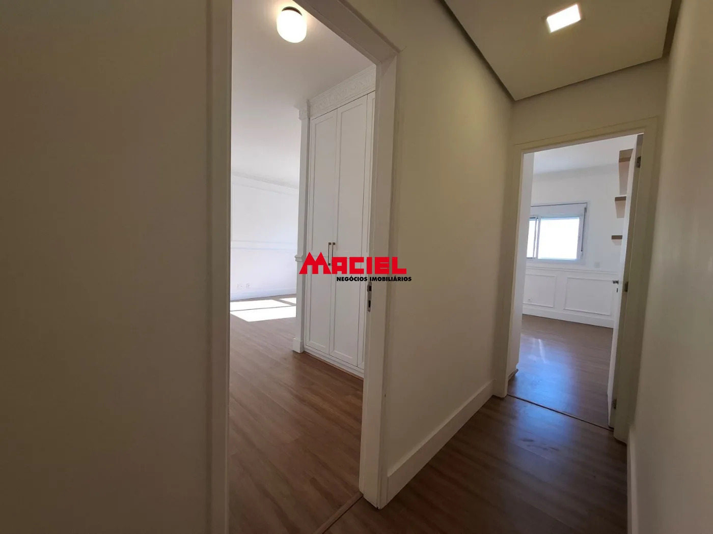 Alugar Apartamento / Cobertura em S&atilde;o Jos&eacute; dos Campos R$ 15.000,00 - Foto 18