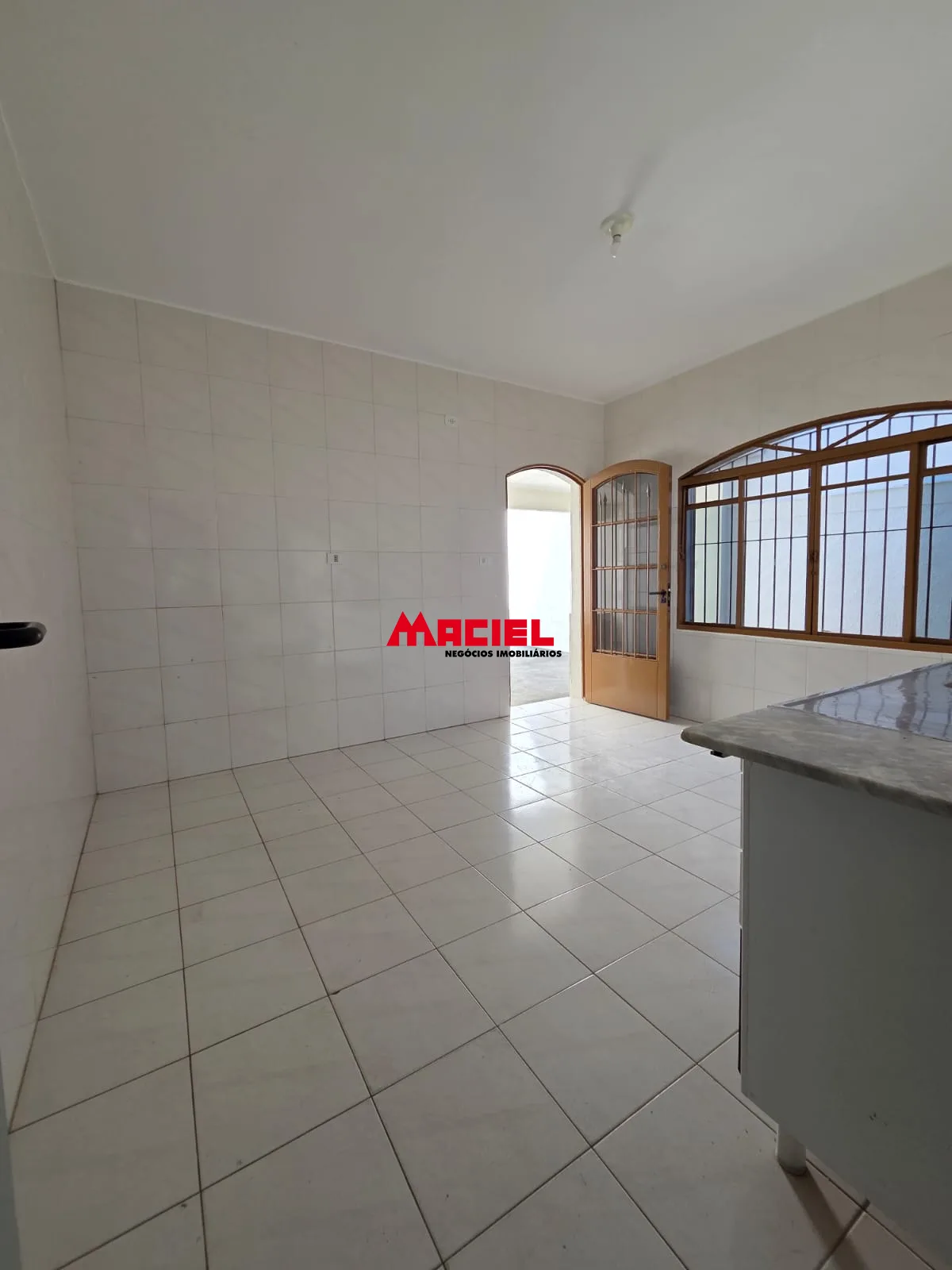 Alugar Casa / Sobrado em S&atilde;o Jos&eacute; dos Campos R$ 3.300,00 - Foto 6