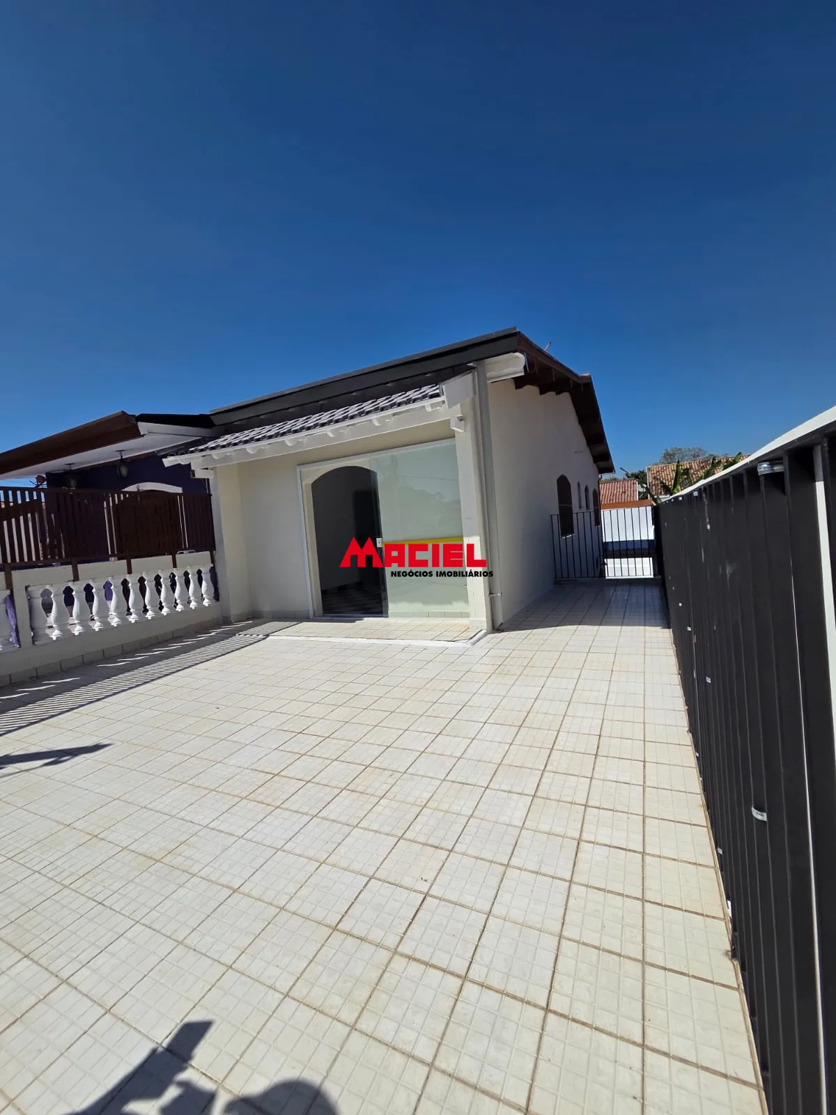 Alugar Casa / Sobrado em S&atilde;o Jos&eacute; dos Campos R$ 3.300,00 - Foto 11