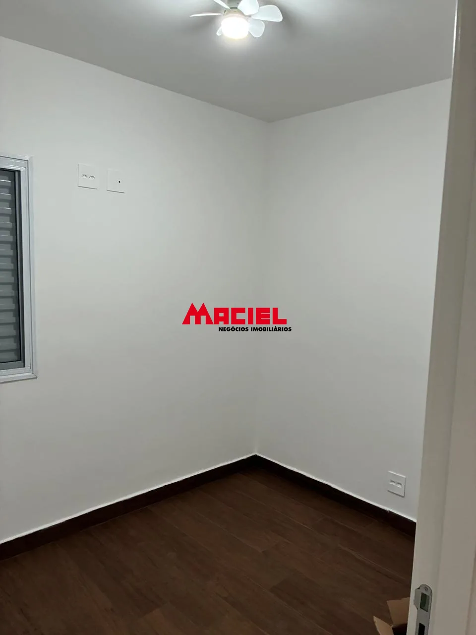 Alugar Casa / Condom&iacute;nio em S&atilde;o Jos&eacute; dos Campos R$ 2.200,00 - Foto 1