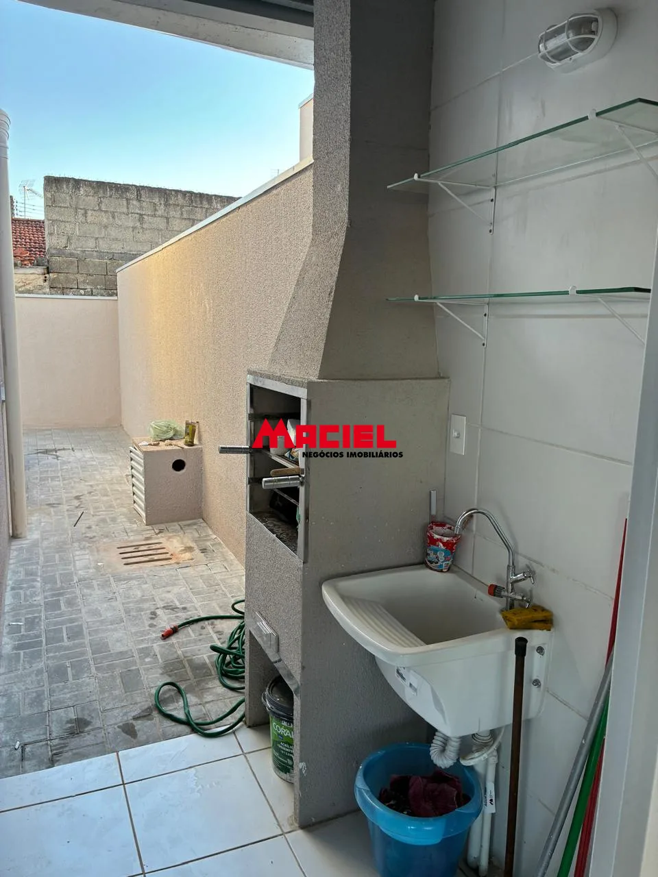 Alugar Casa / Condom&iacute;nio em S&atilde;o Jos&eacute; dos Campos R$ 2.200,00 - Foto 4