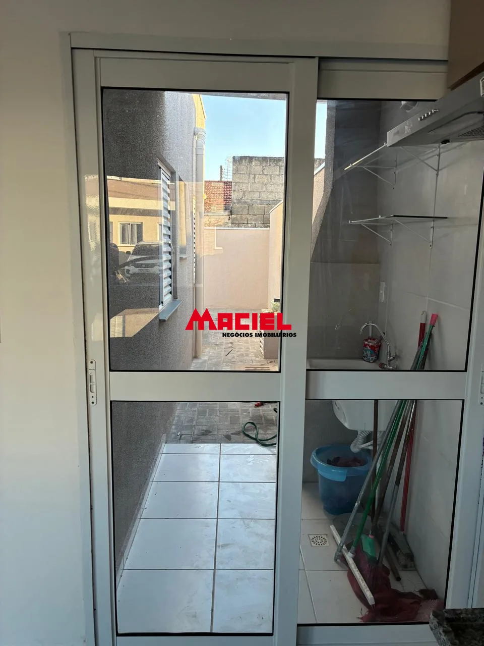 Alugar Casa / Condom&iacute;nio em S&atilde;o Jos&eacute; dos Campos R$ 2.200,00 - Foto 13